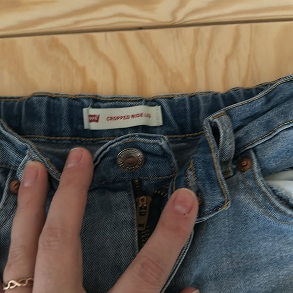 LEVI’S | Cropped Wide Leg - Picture 5 of 7